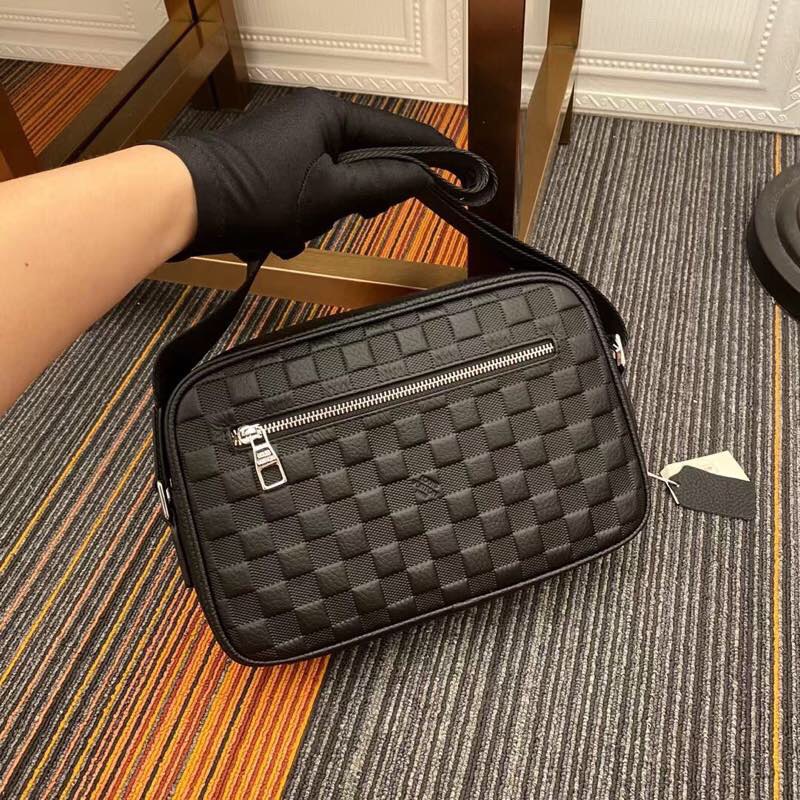 Men's Crossbody Bag Size 26*17*8 cm