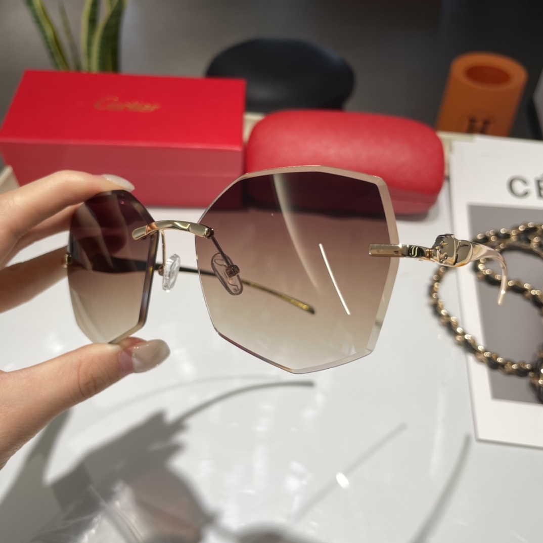 Men's and Women's 2022 New Sunglasses 6 Colors