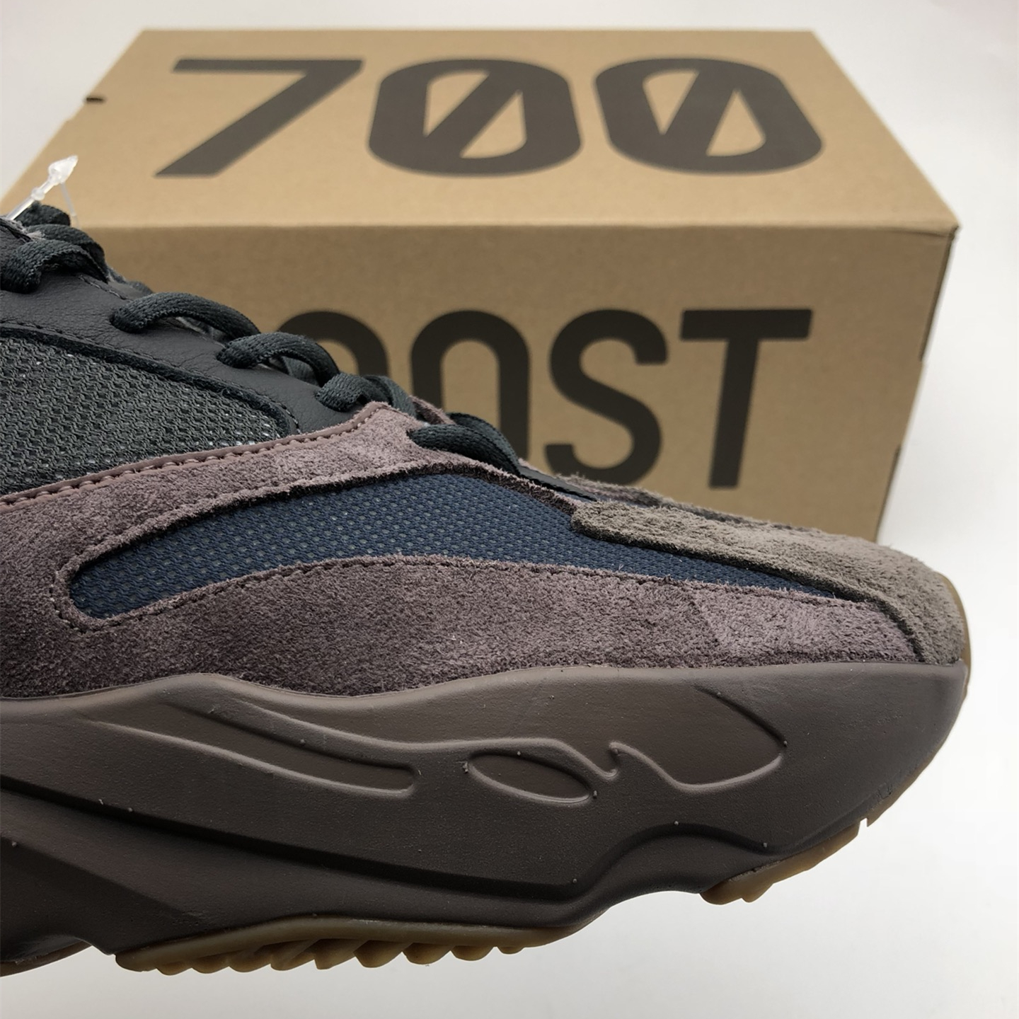 Yeezy Boost 700V1 Reflective Running Shoes 3M EU36-EU47 / US3.5-US12
