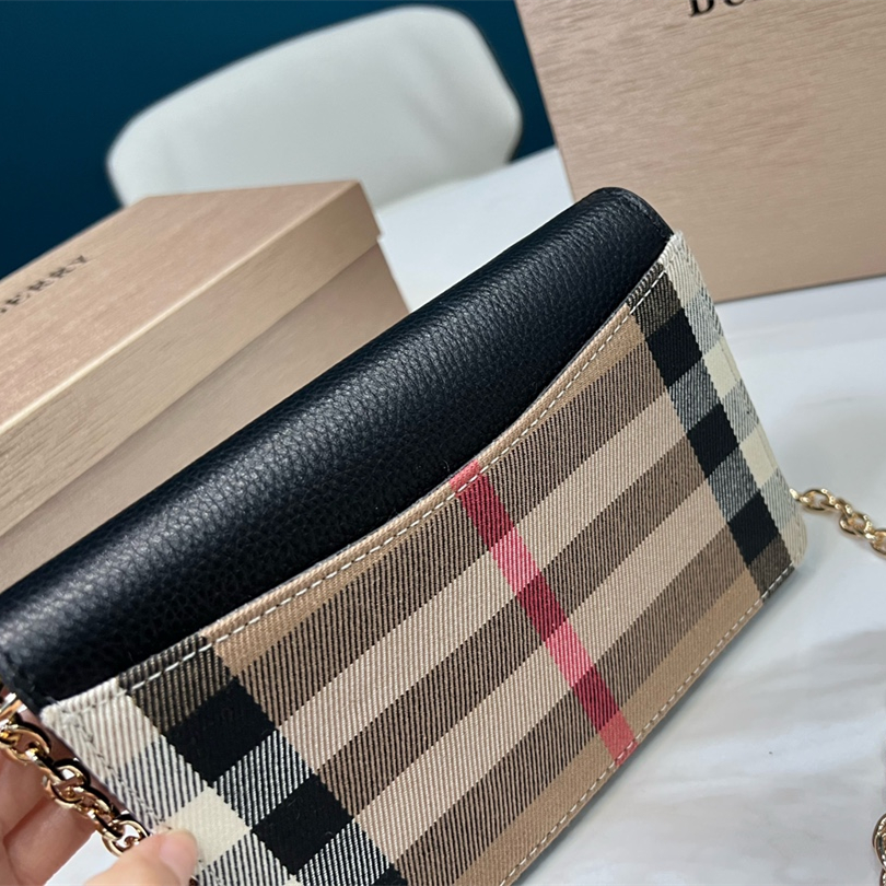 Messenger Bags , Size:19.5 *13.5cm