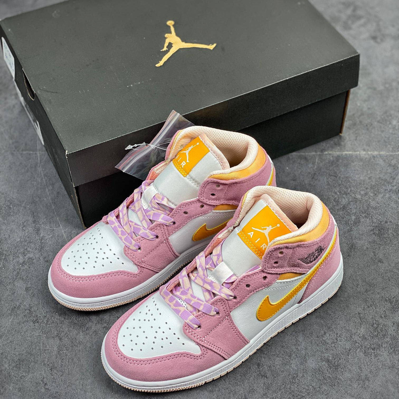 Nike Air Jordan 1 Mid Leisure Board Shoes EU36-EU47.5/ US4-US13