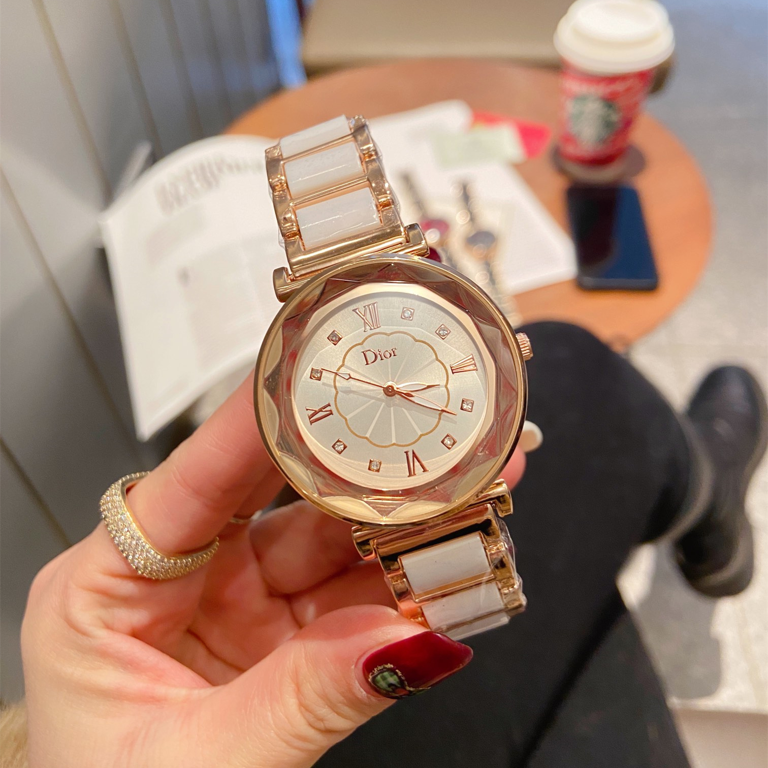 Watch 4 Colors Size:36mm