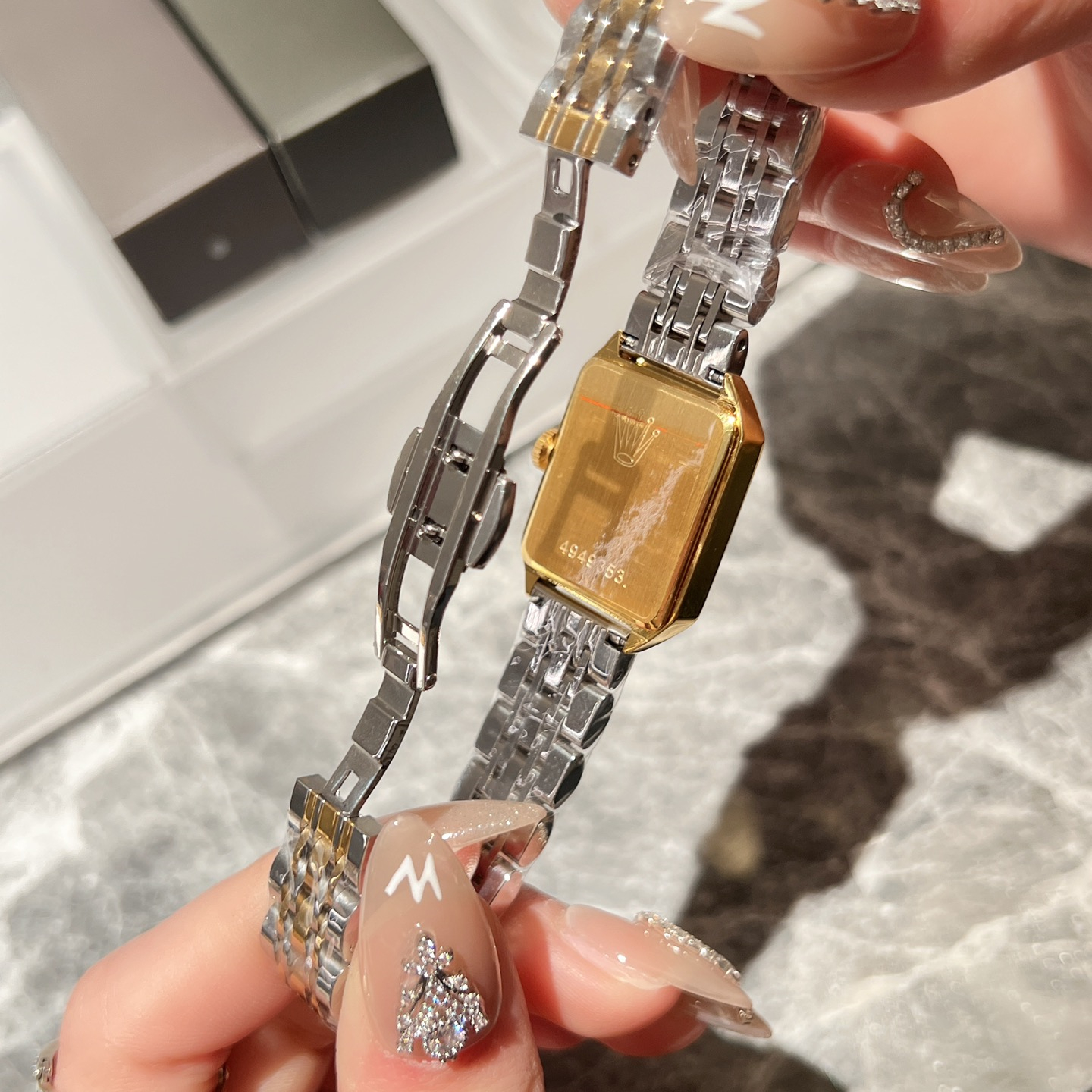 1970’s Women's Watch, Quartz watches SIZE:24MM