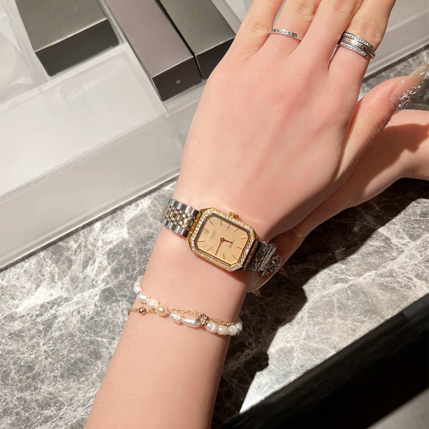 1970’s Women's Watch, Quartz watches SIZE:24MM