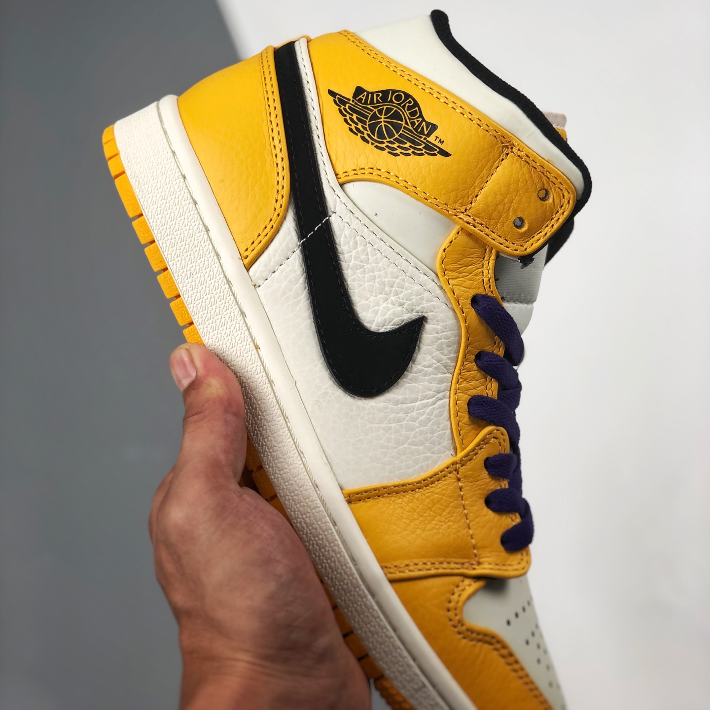 Air Jordan 1 Mid Leisure Board Shoes EU36-EU47.5/ US4-US13