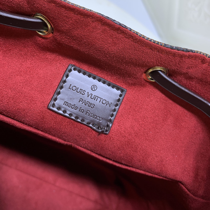 Women's Backpack  Fashion School Bags Size 25.5*29*9 cm