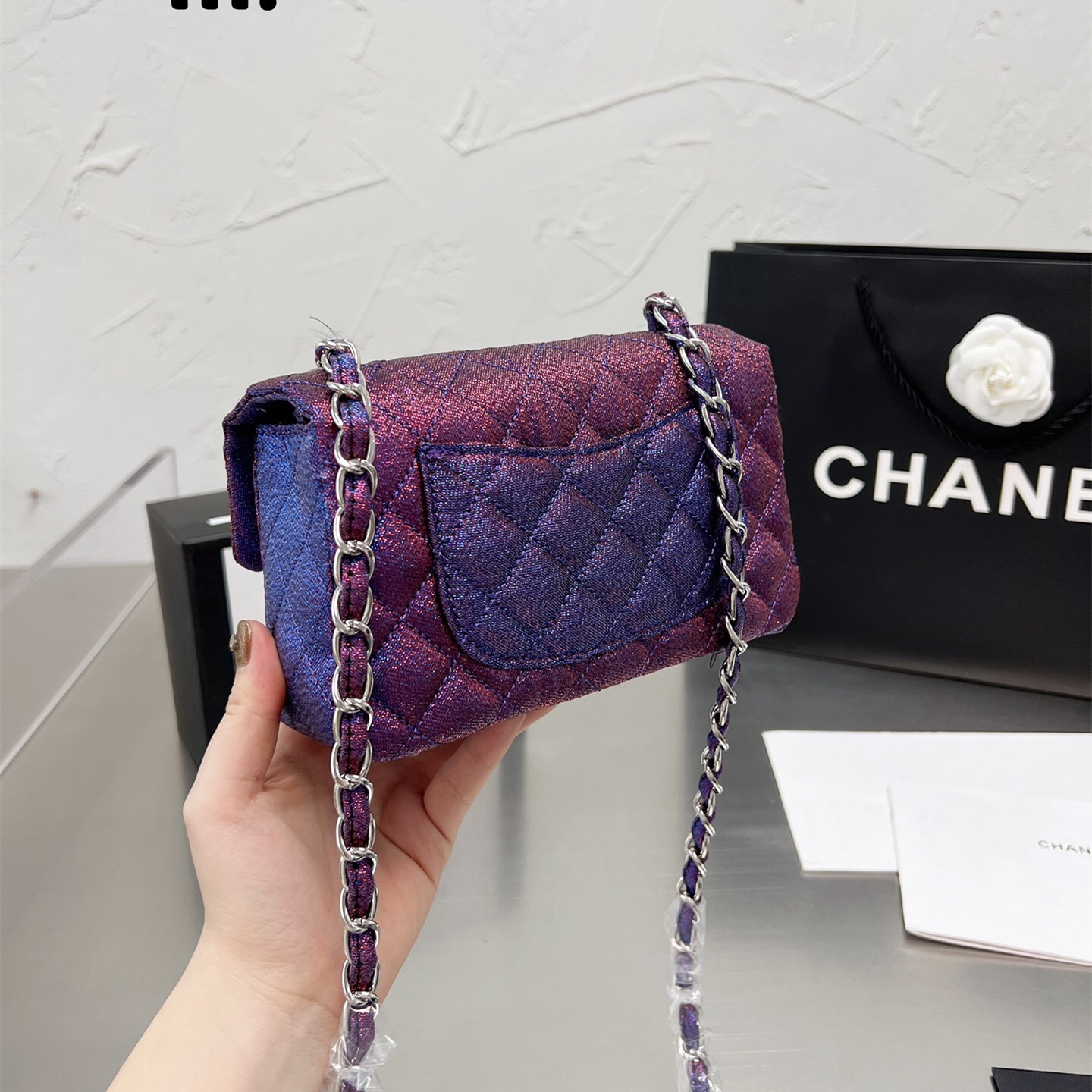 Crossbady Bags Size:20cm