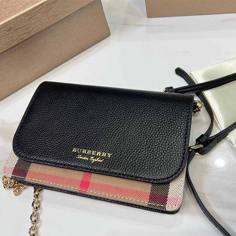 Messenger Bags , Size:19.5 *13.5cm