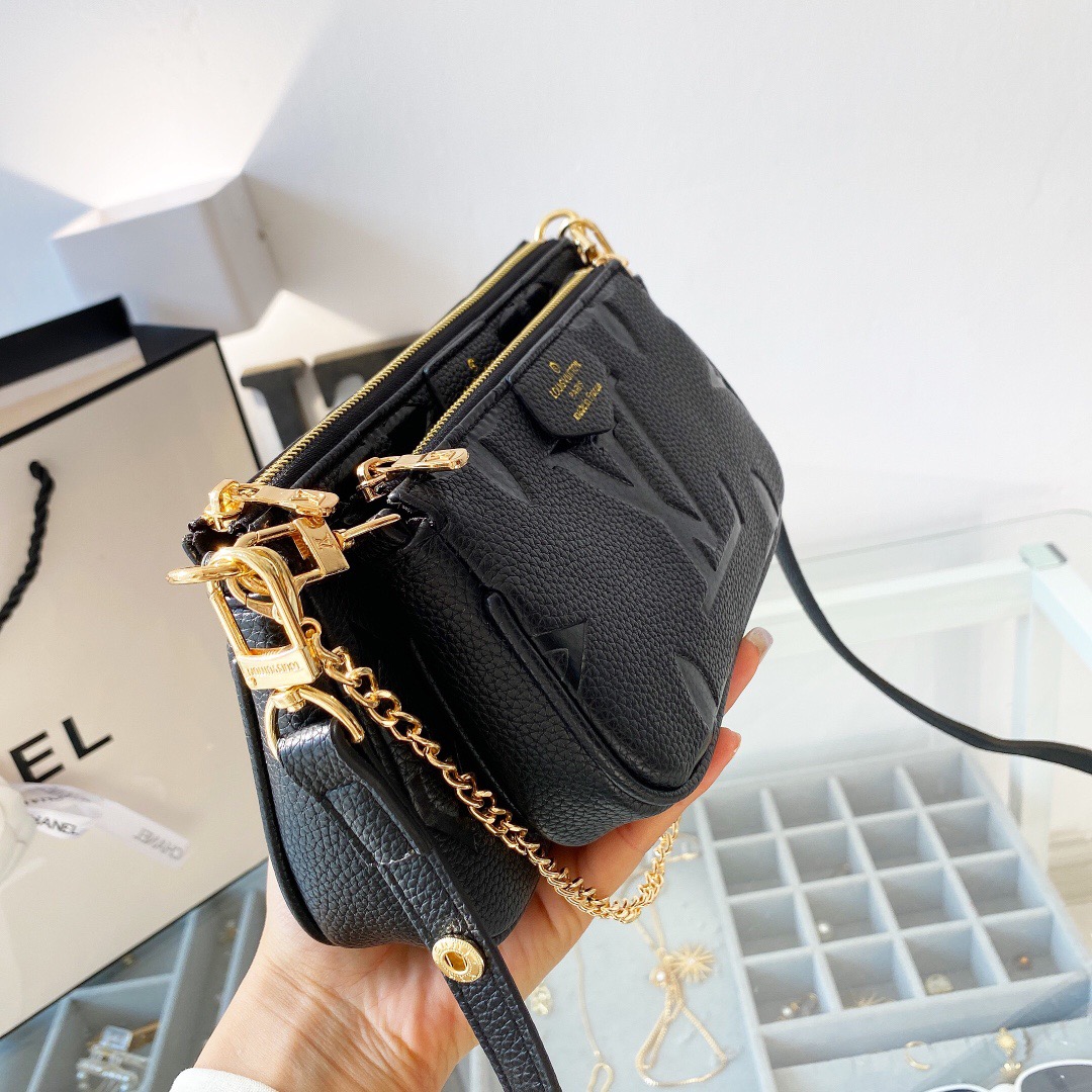 Handbags Size:17*11cm