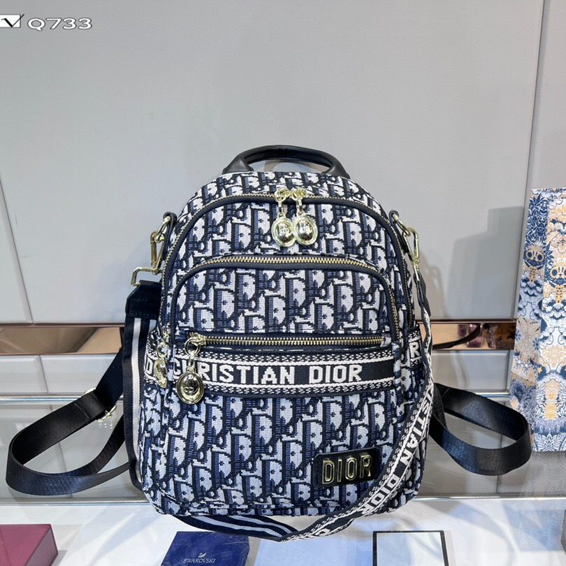 Backpack Size:27*12*30cm