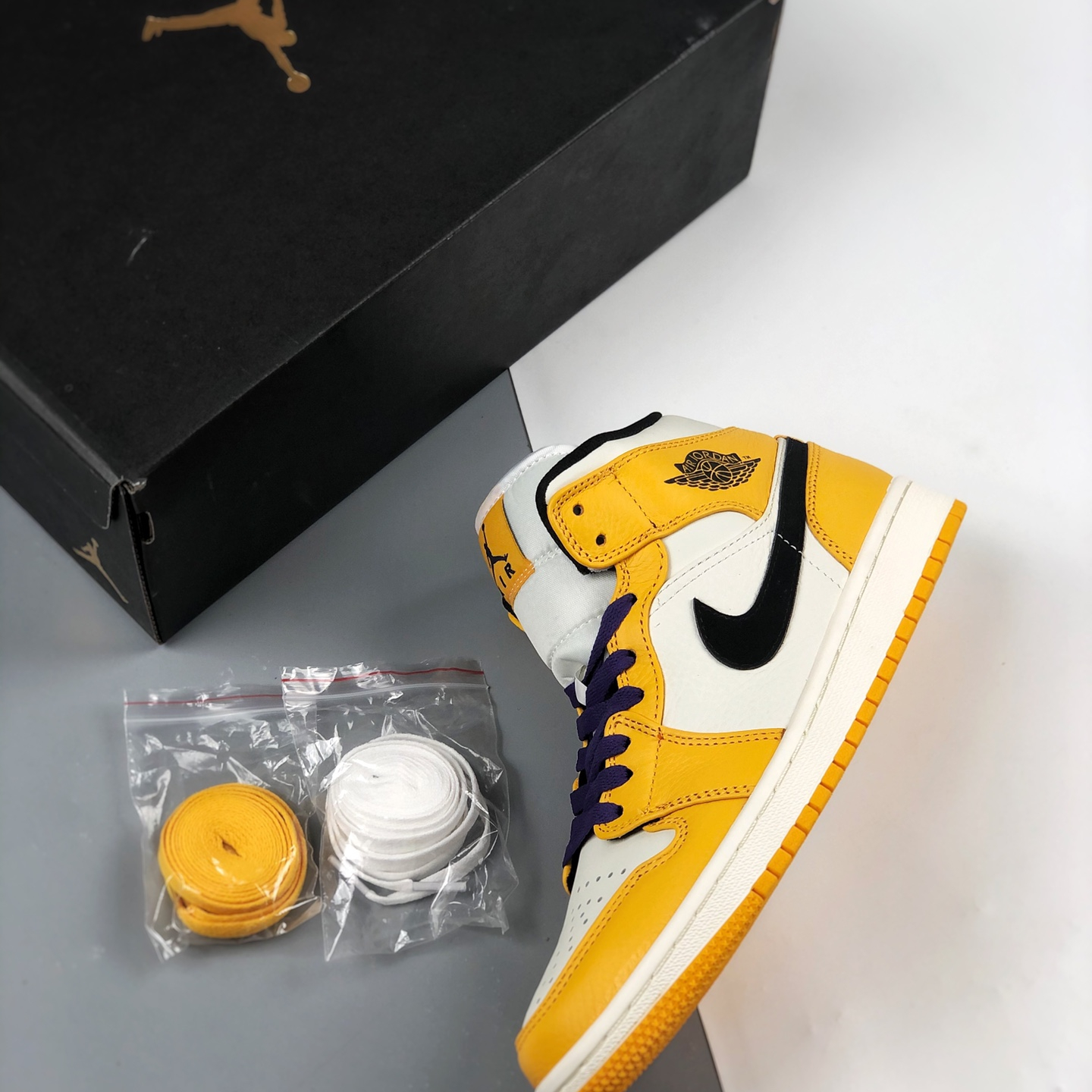 Air Jordan 1 Mid Leisure Board Shoes EU36-EU47.5/ US4-US13