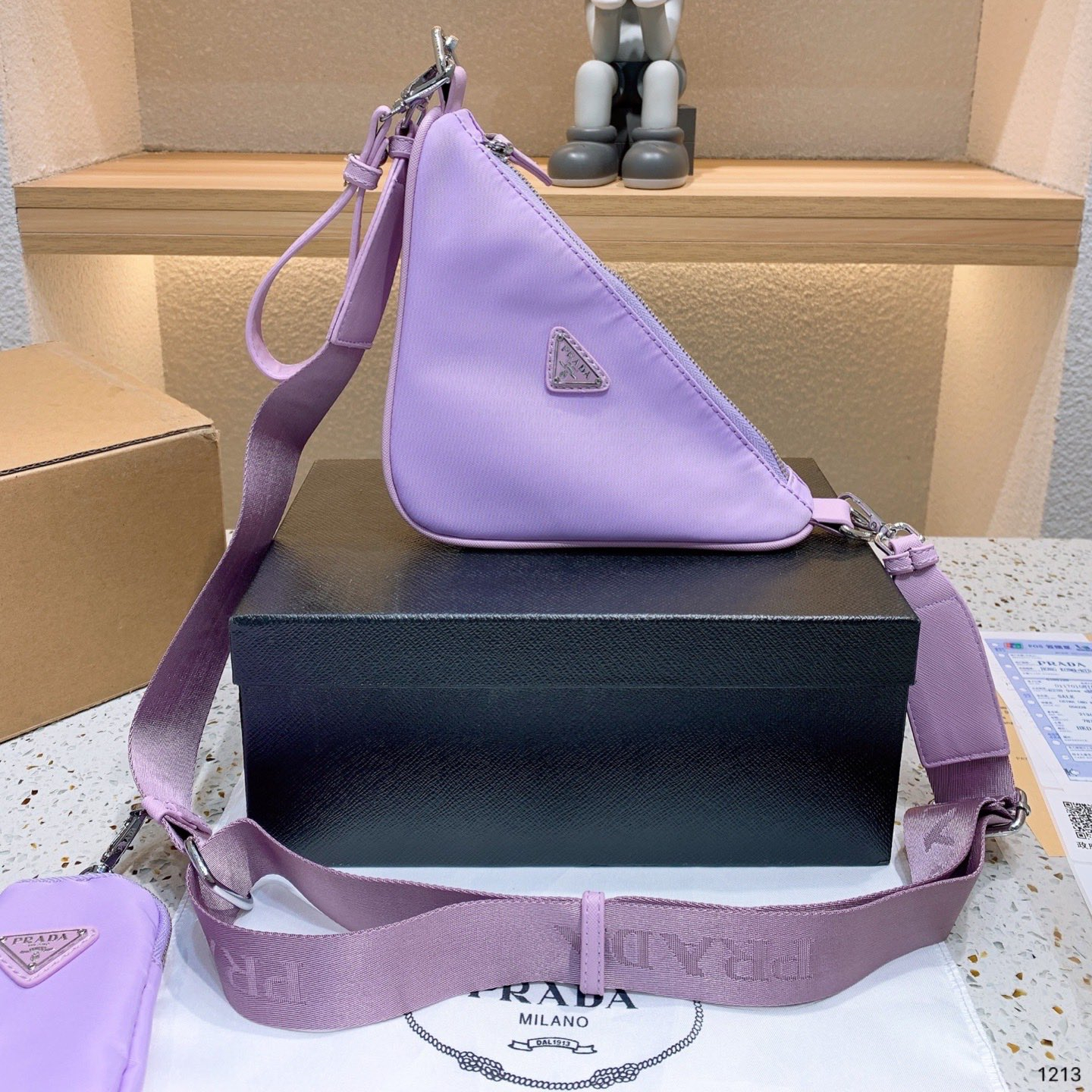 Triangle Bag ,9 Colors Size：26 *14CM