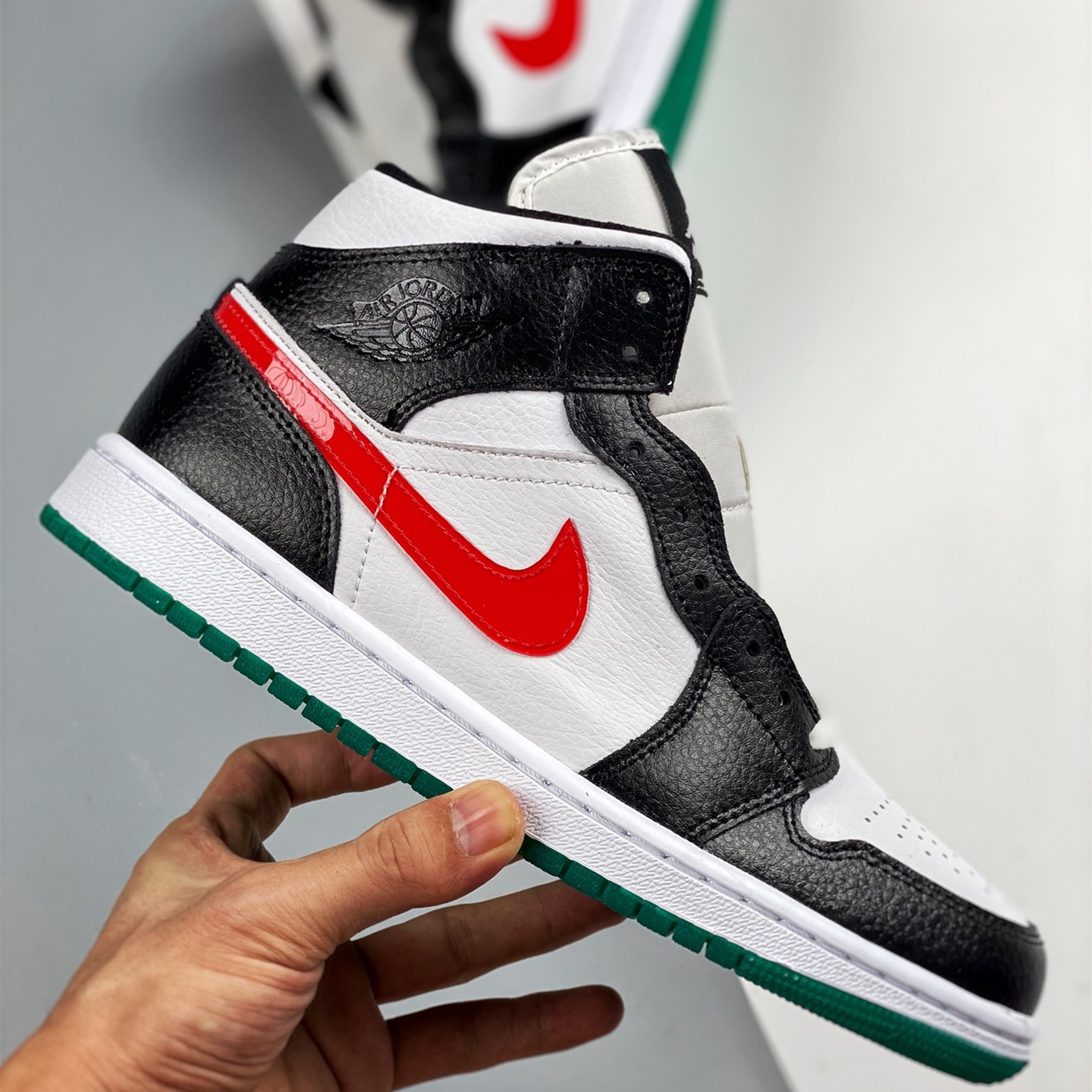 Air Jordan 1 Mid Leisure Board Shoes EU36-EU47.5/ US4-US13