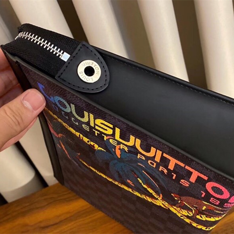 Chette Voyage Men's Handbag Jungle Clutch Bag Size 26*20*6cm