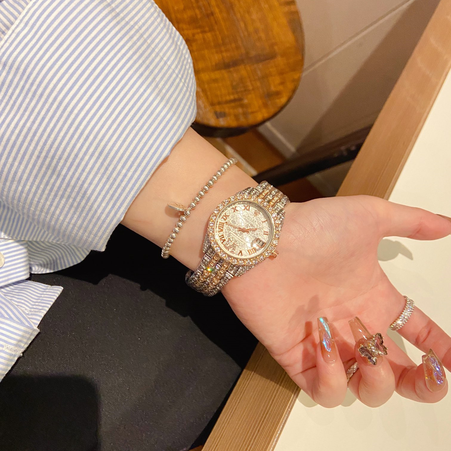 Women's Watch, 2 Colors Quartz Jewellery Watches SIZE:33MM