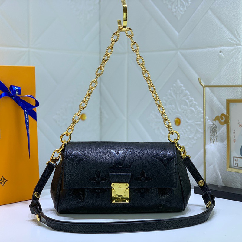 Favorite Handbag Black Size 24*14* 9cm