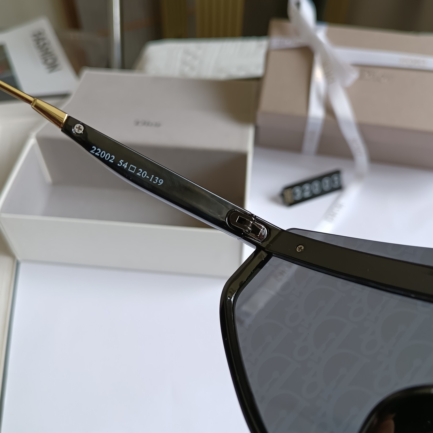 2022 New Men's And Women's Sunglasses 10 Colors