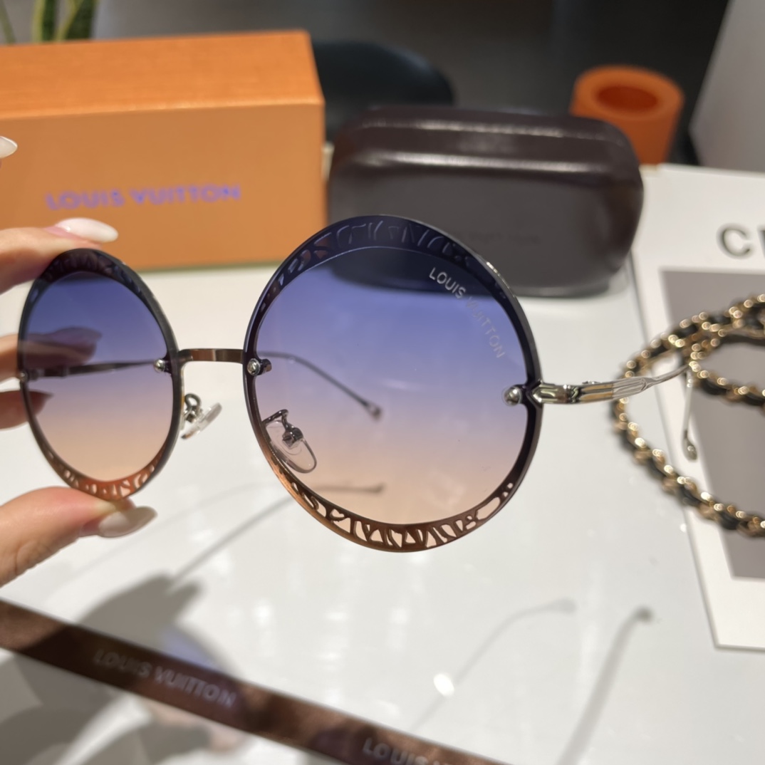 Men's And Women's 2022 New Sunglasses 7 Colors