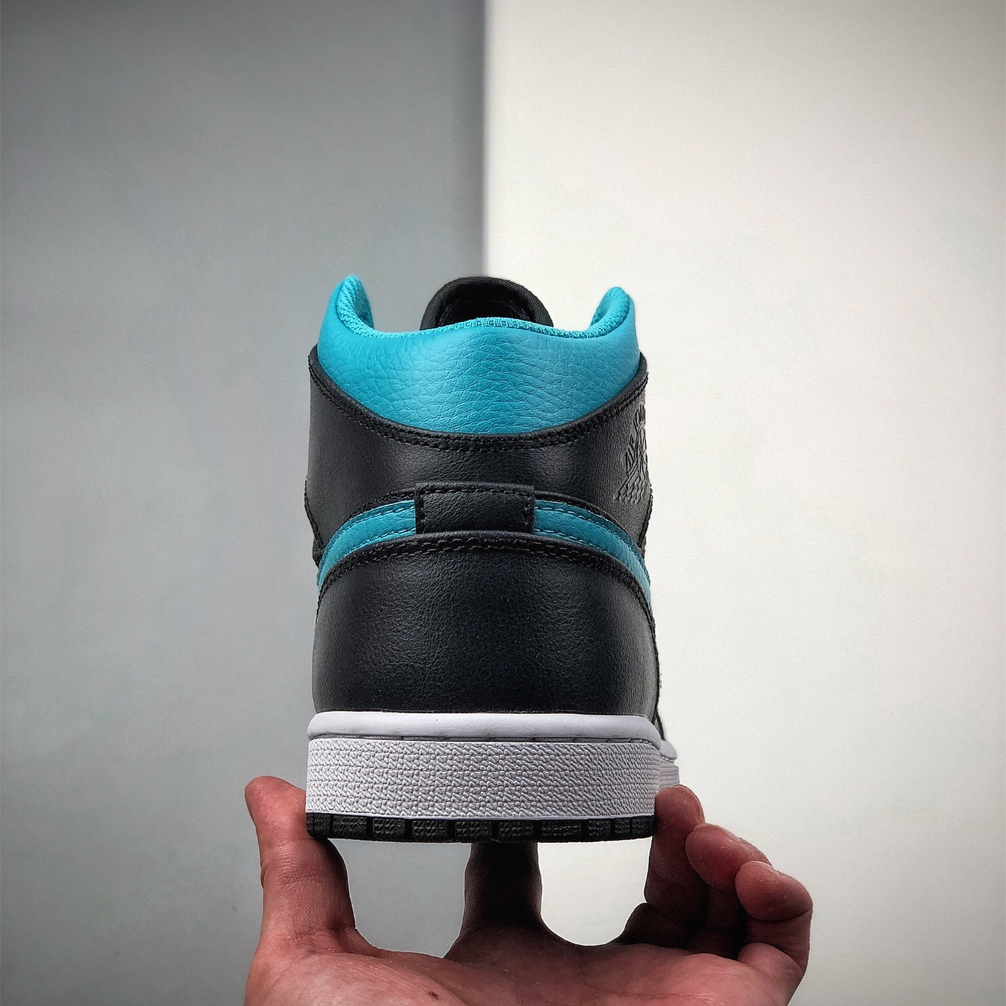 Air Jordan 1 Mid Leisure Board Shoes EU36-EU47.5/ US4-US13