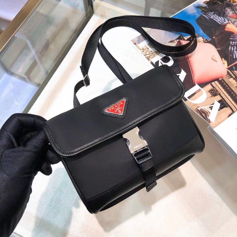 Men's Messenger Bag For Men And Women Bag 2 Colors Size 18*14*3 cm