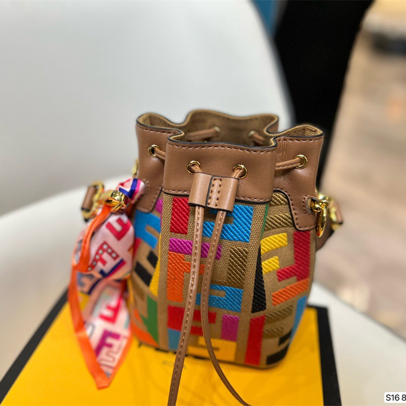 Mon Tresor Shoulder Bags SIZE:13*18CM