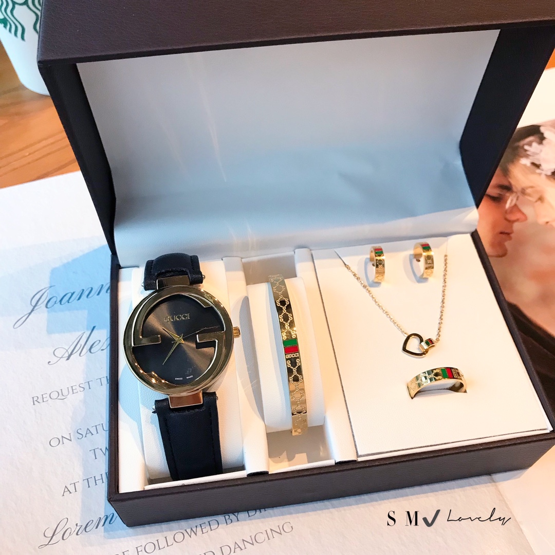 Classic Double G Women's 5-Piece Set Preferred Gift