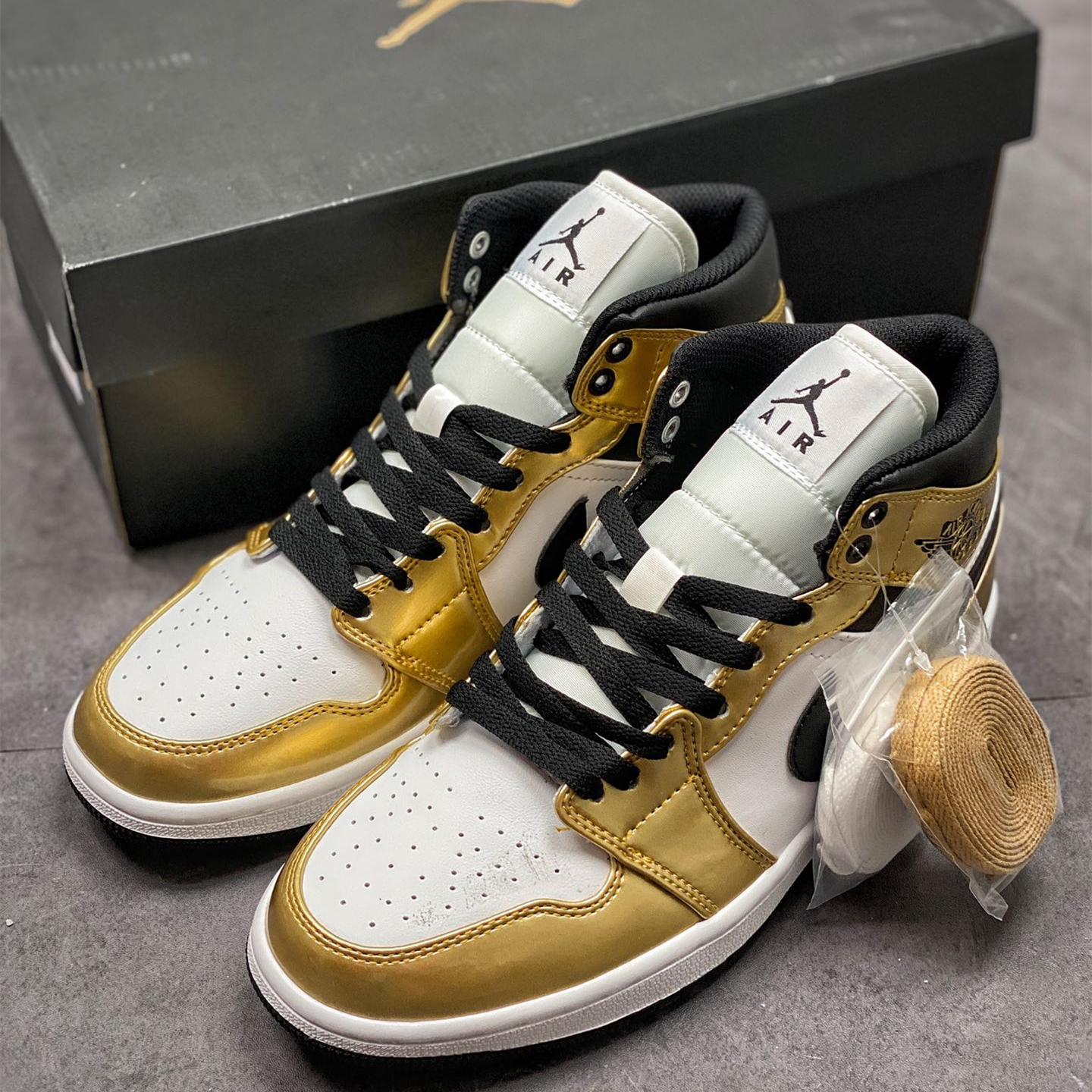 Air Jordan 1 Mid Leisure Board Shoes EU36-EU47.5/ US4-US13