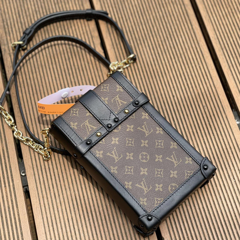 Trunk Vertical Chain Bag Mobile Phone Bag Size11*17.5*3.5cm