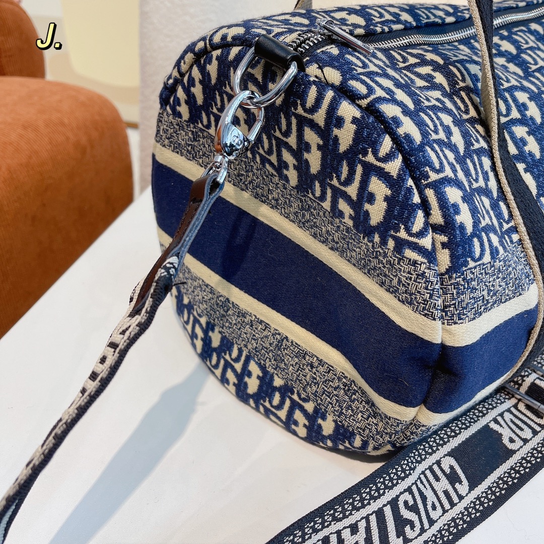 travel Motion bag size:46*21*21cm