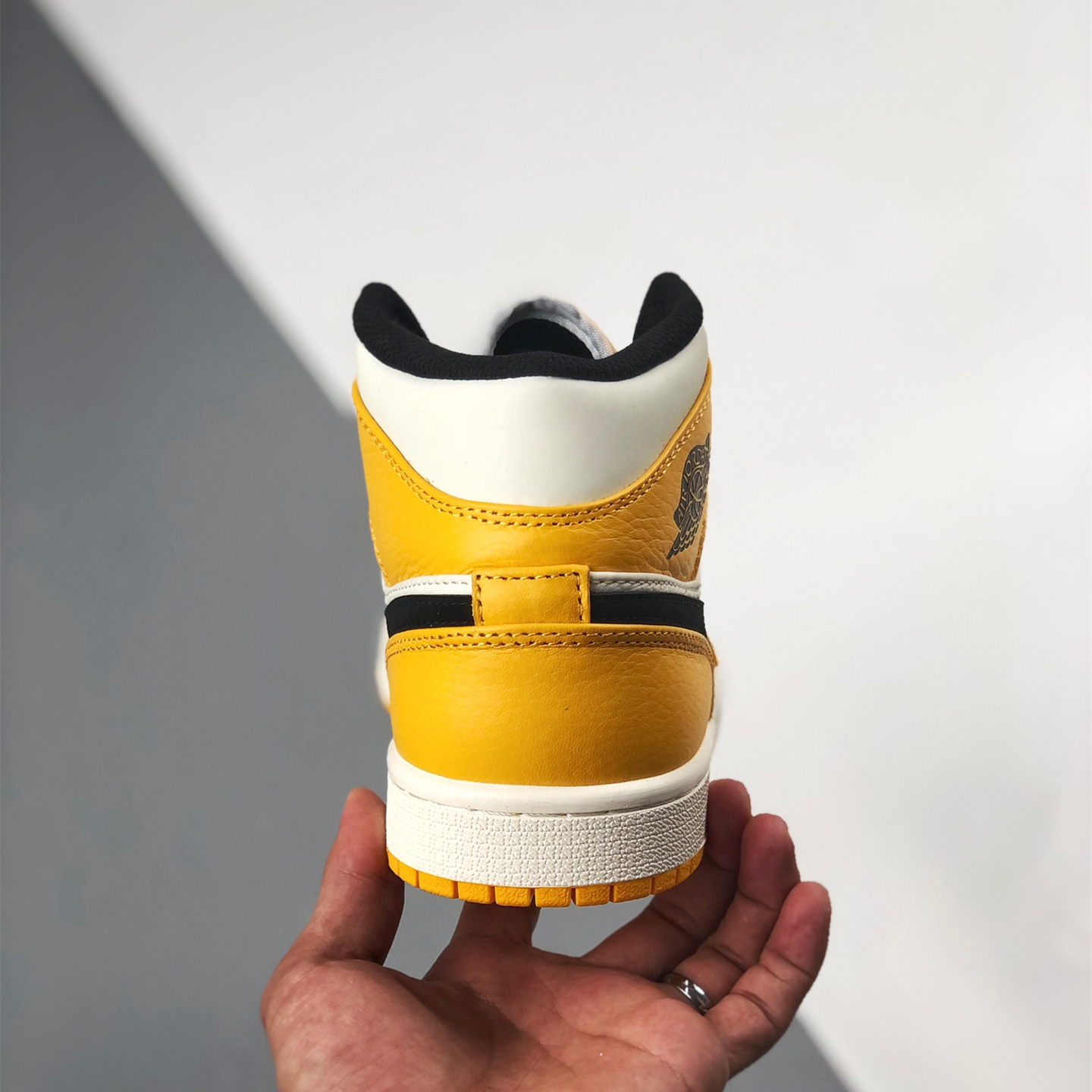 Air Jordan 1 Mid Leisure Board Shoes EU36-EU47.5/ US4-US13