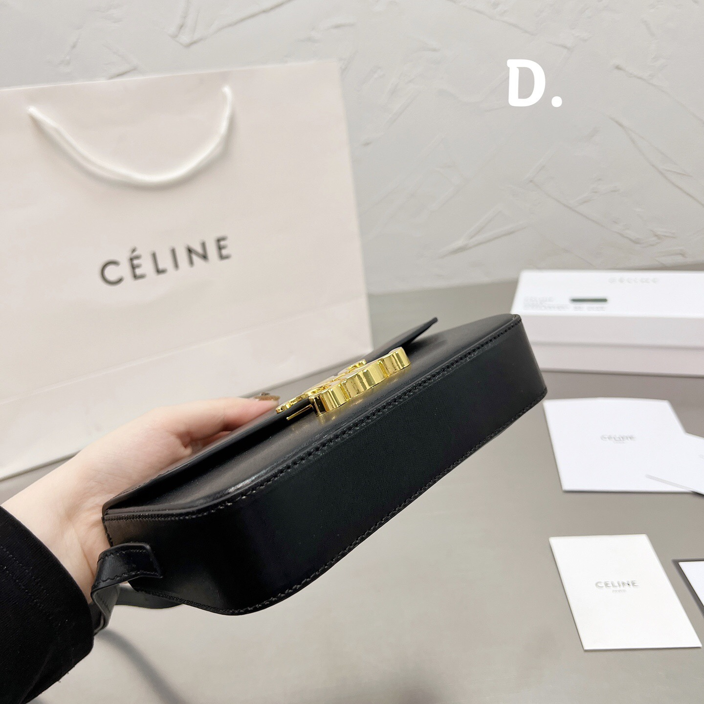 Triomphe Bags Size:21*14cm