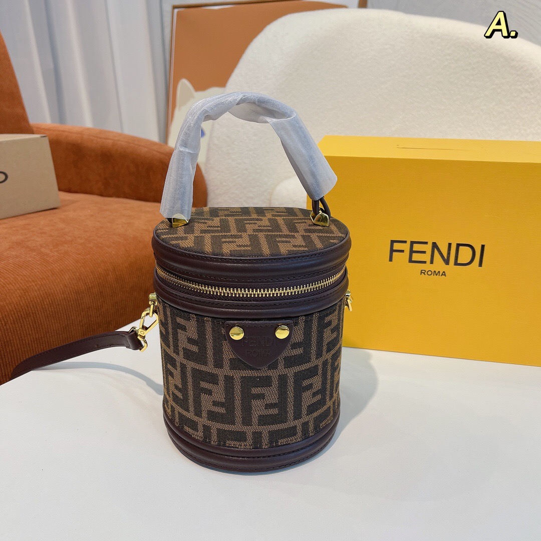 2022 New Bags size:15*14*18cm