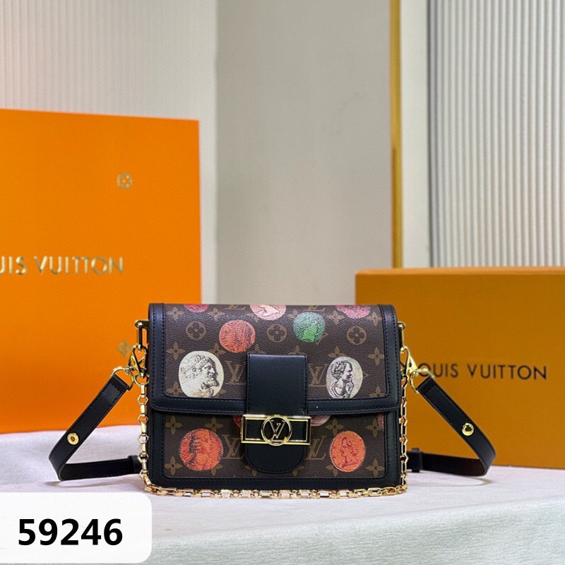 Dauphine Cameo Medium Bag Size 25*17*10.5 cm