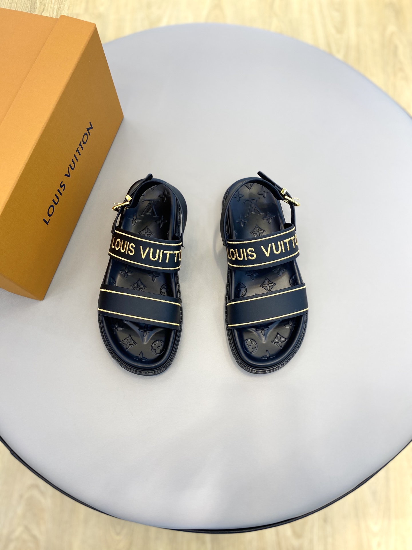 2022 New Men's Sandals Shoes ,Size:EU38-EU45