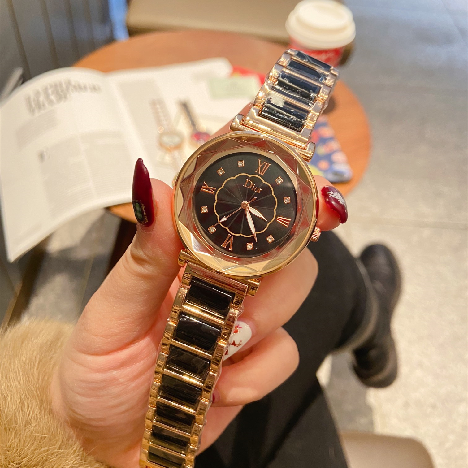 Watch 4 Colors Size:36mm