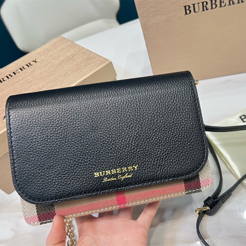 Messenger Bags , Size:19.5 *13.5cm