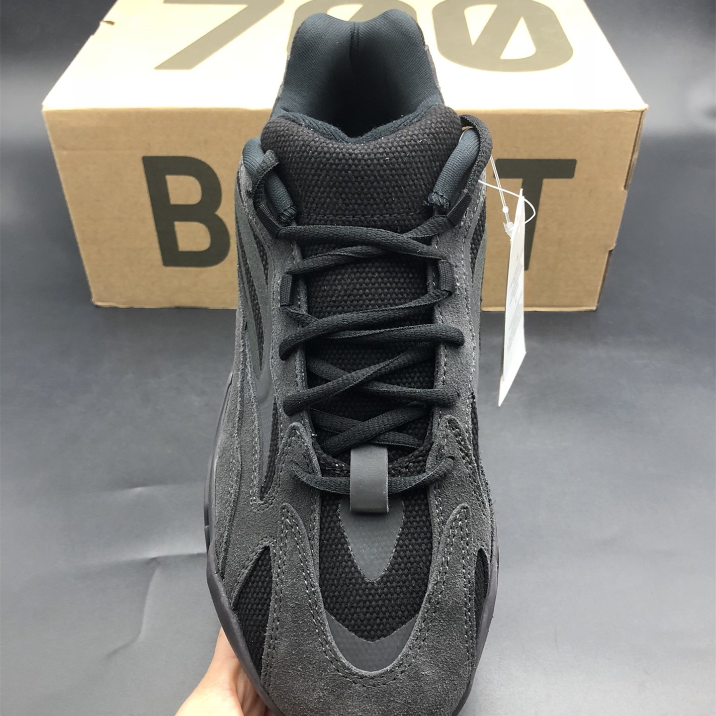 Yeezy Boost 700V2 EU36-EU47 / US3.5-US12