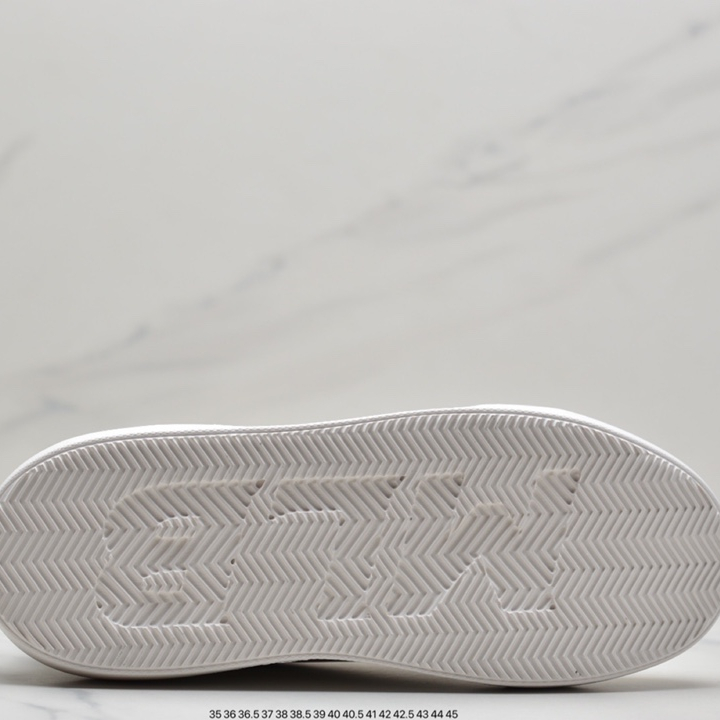 Sports casual board shoes