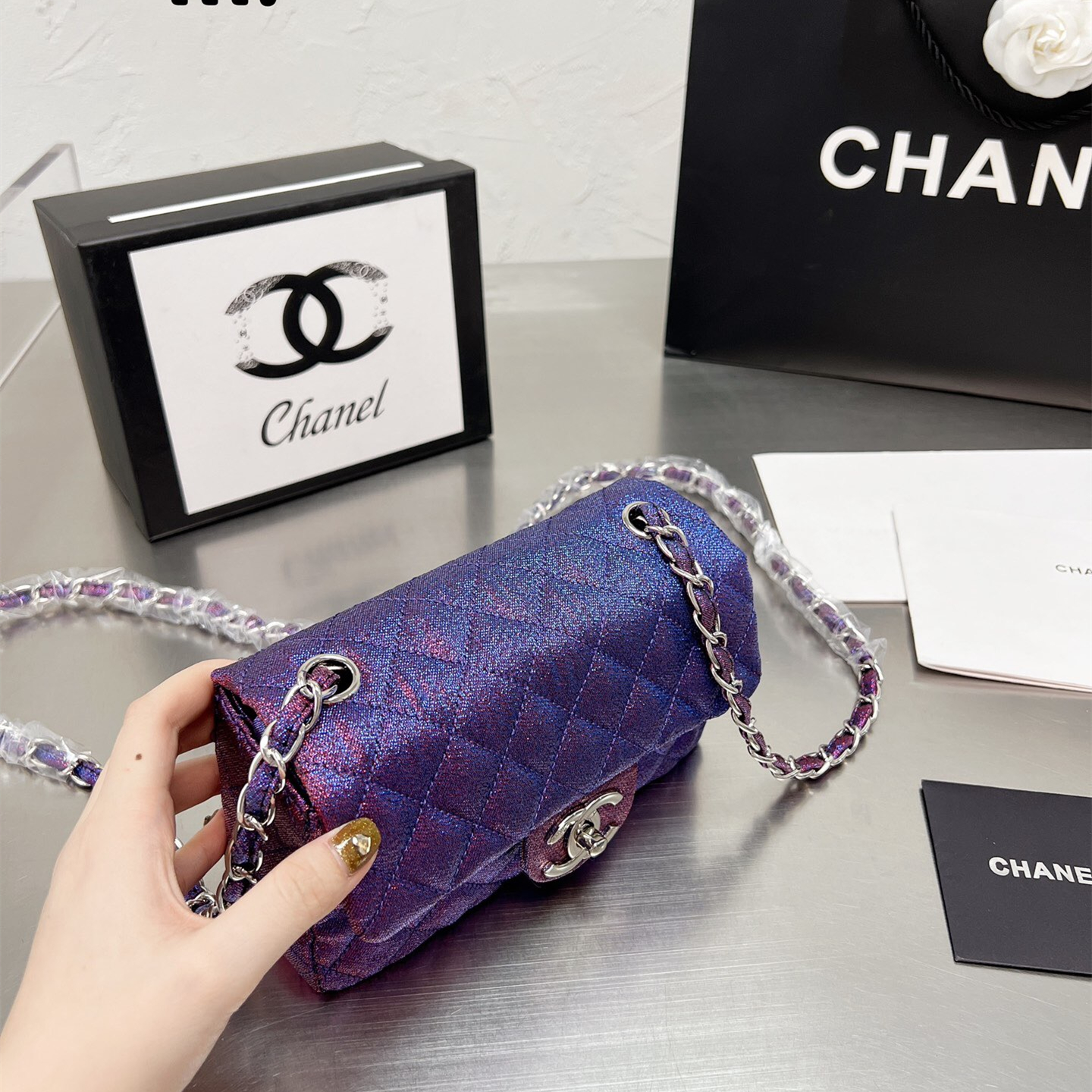 Crossbady Bags Size:20cm