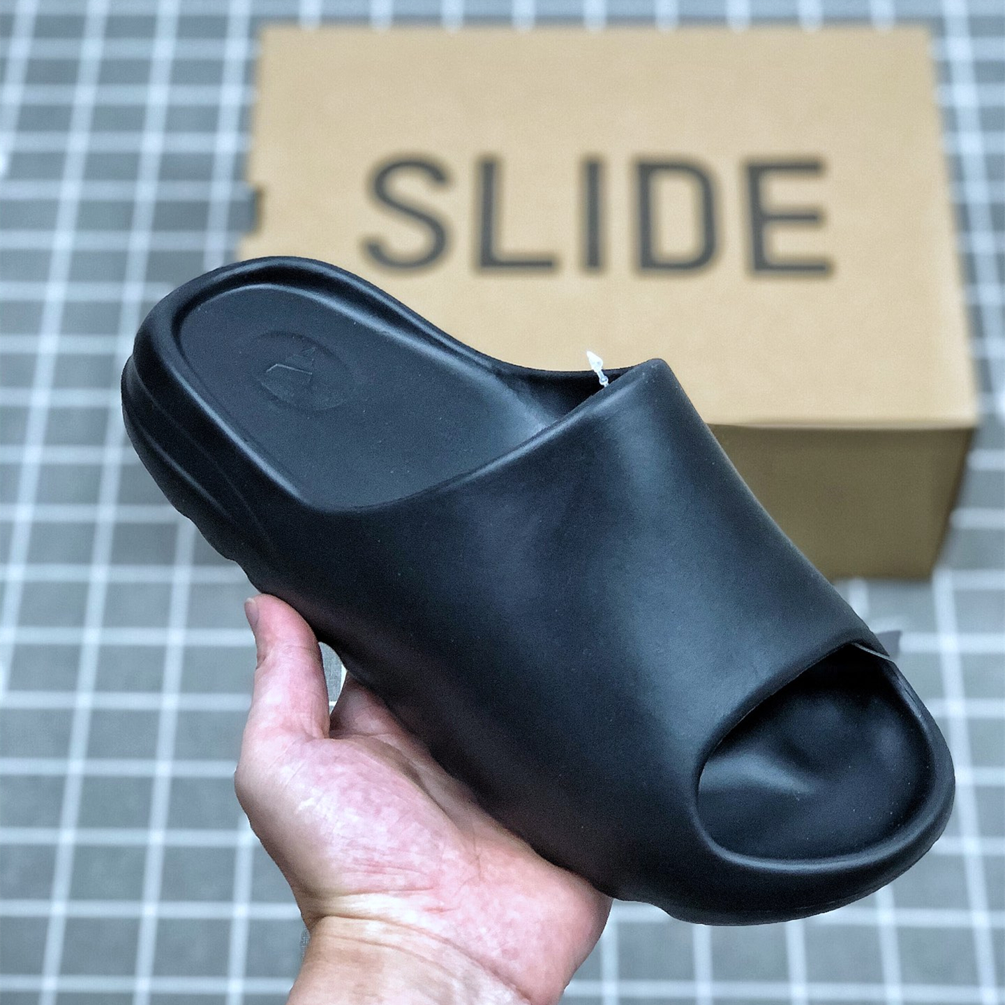 Yeezy Slide EU36-EU45/ US3.5-US10.5