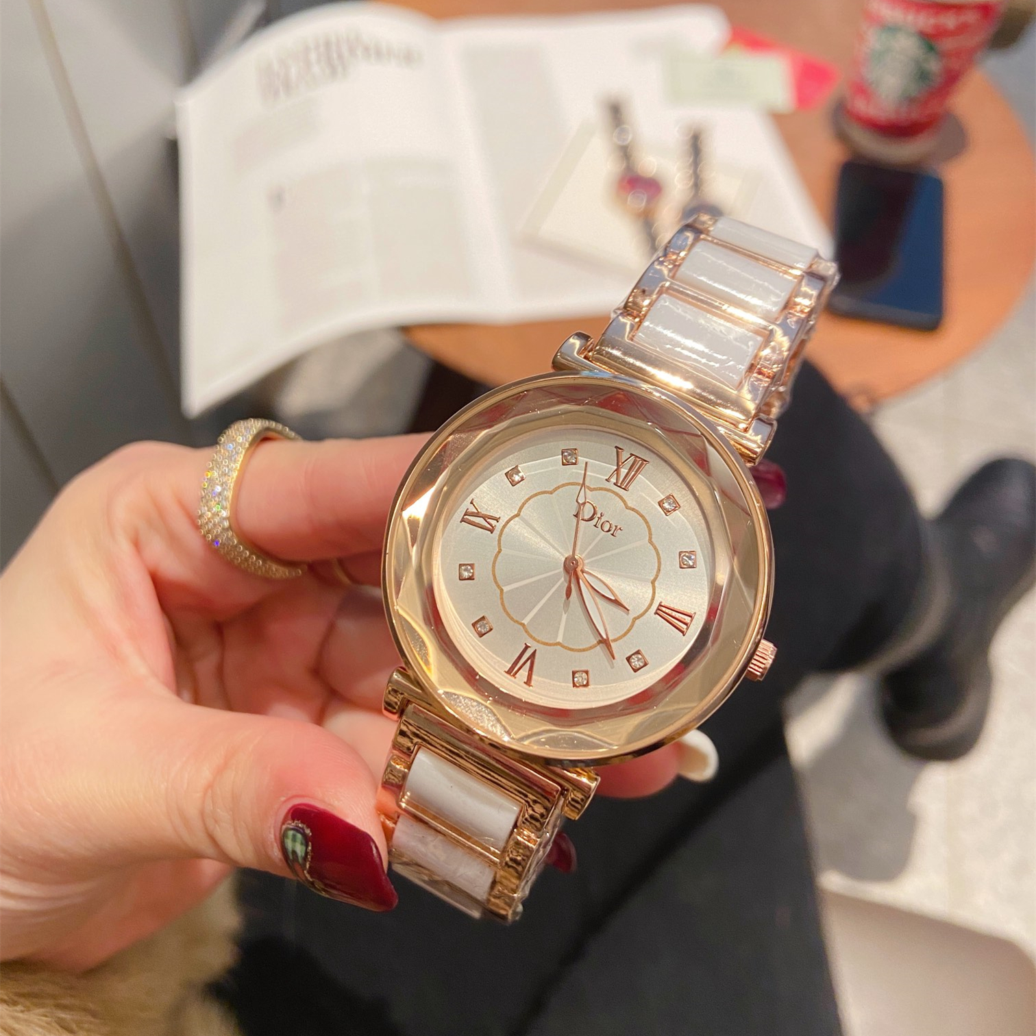 Watch 4 Colors Size:36mm