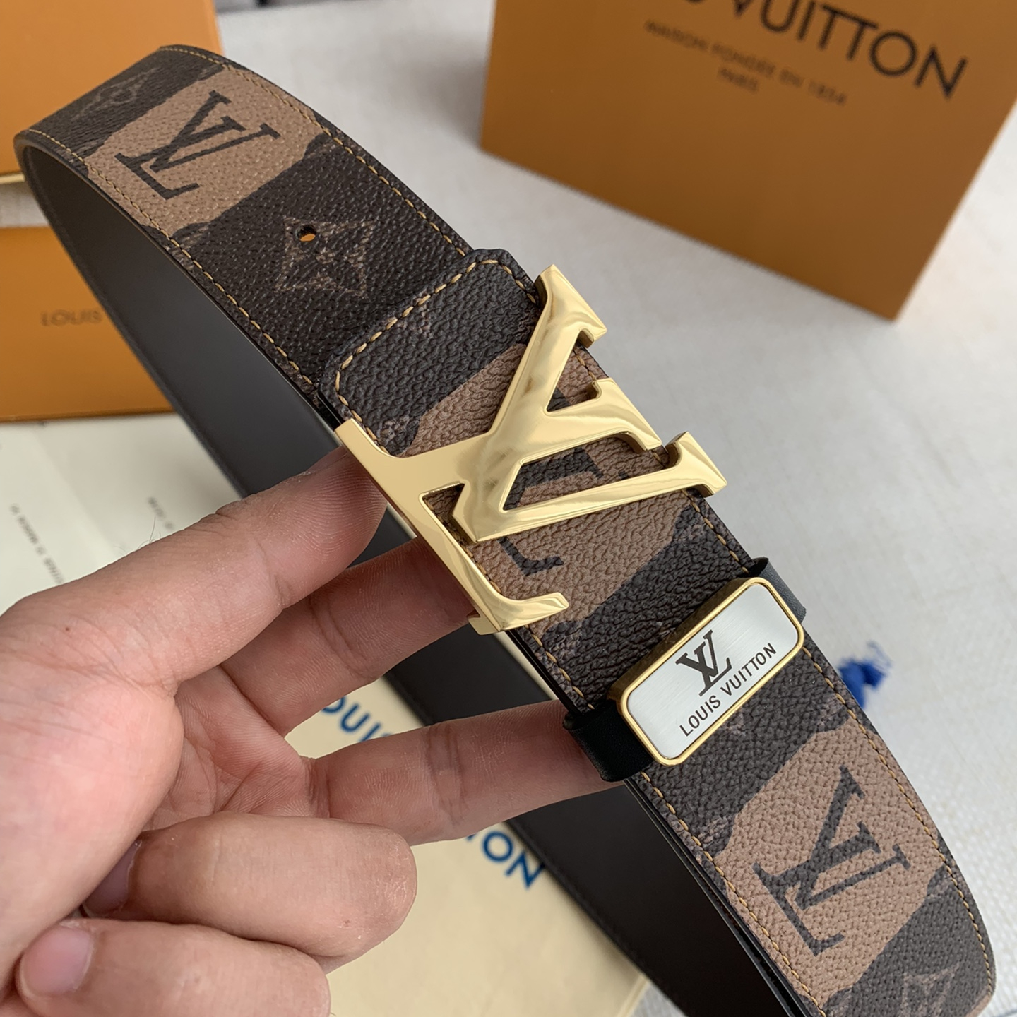 Belts ,2 Colors,Width:3.8cm