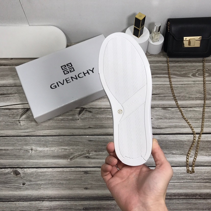 2021 New Casual Shoes SIZE:EU35-EU40