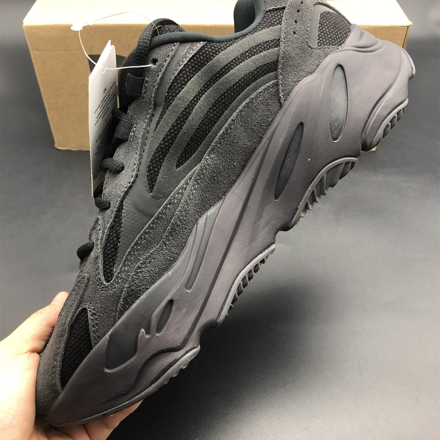 Yeezy Boost 700V2 EU36-EU47 / US3.5-US12