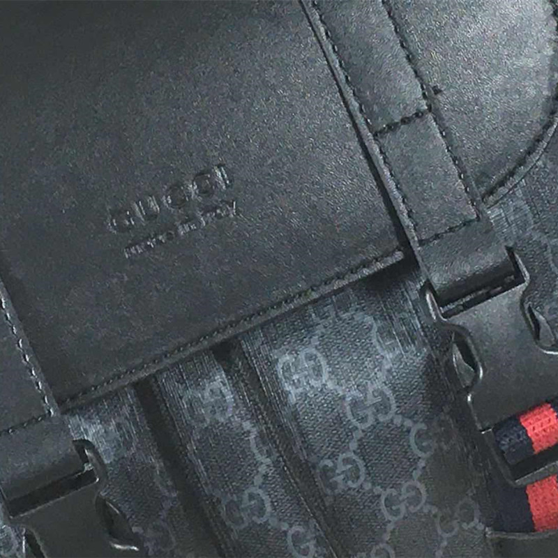 Men's Backpack  Cowhide  Shoulder Bag   Size 34*46*15 cm