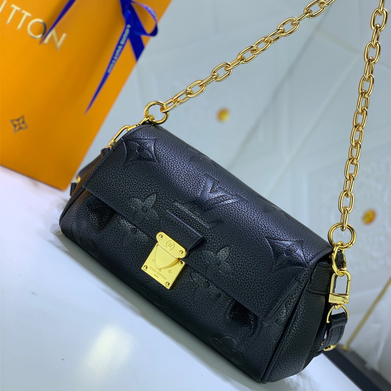 Favorite Handbag Black Size 24*14* 9cm