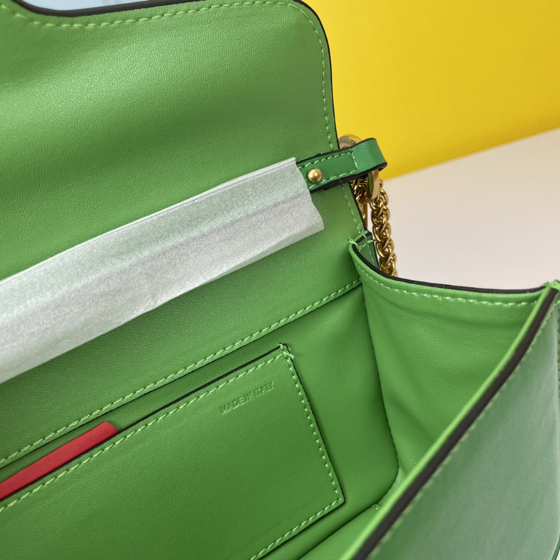 2022 Early Spring Series Women's Clutch Bag Crossbody Bags Green Size 27*13*6 cm