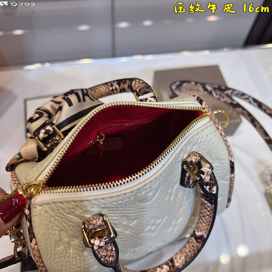 bag size:16cm