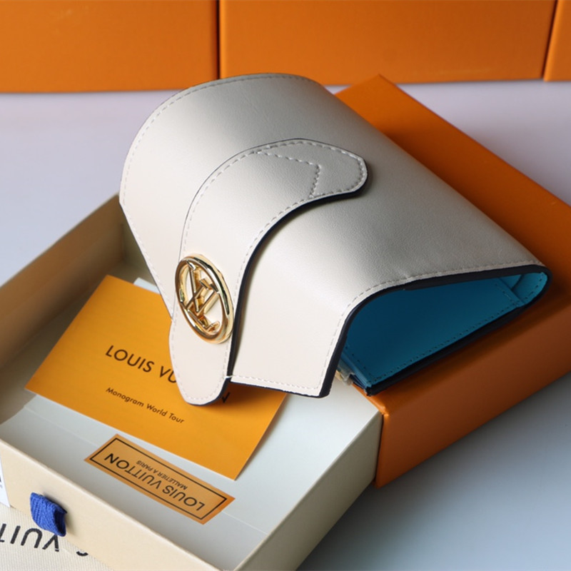 Pont 9 Wallet Milk White Size 12*9*2.5 cm