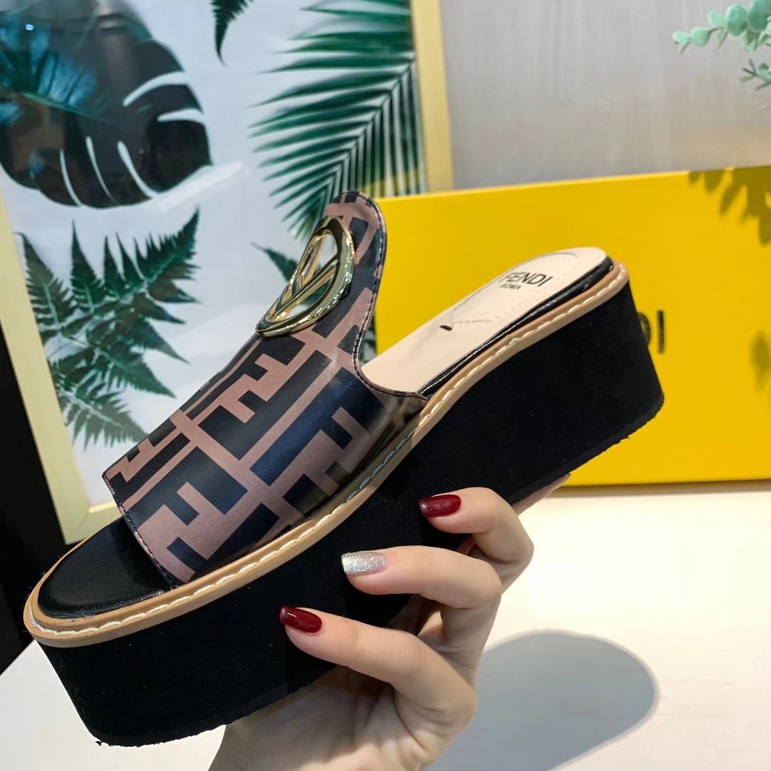 2022 New Sandals Women's Shoes ,4 Colors ,Size:EU35-EU40